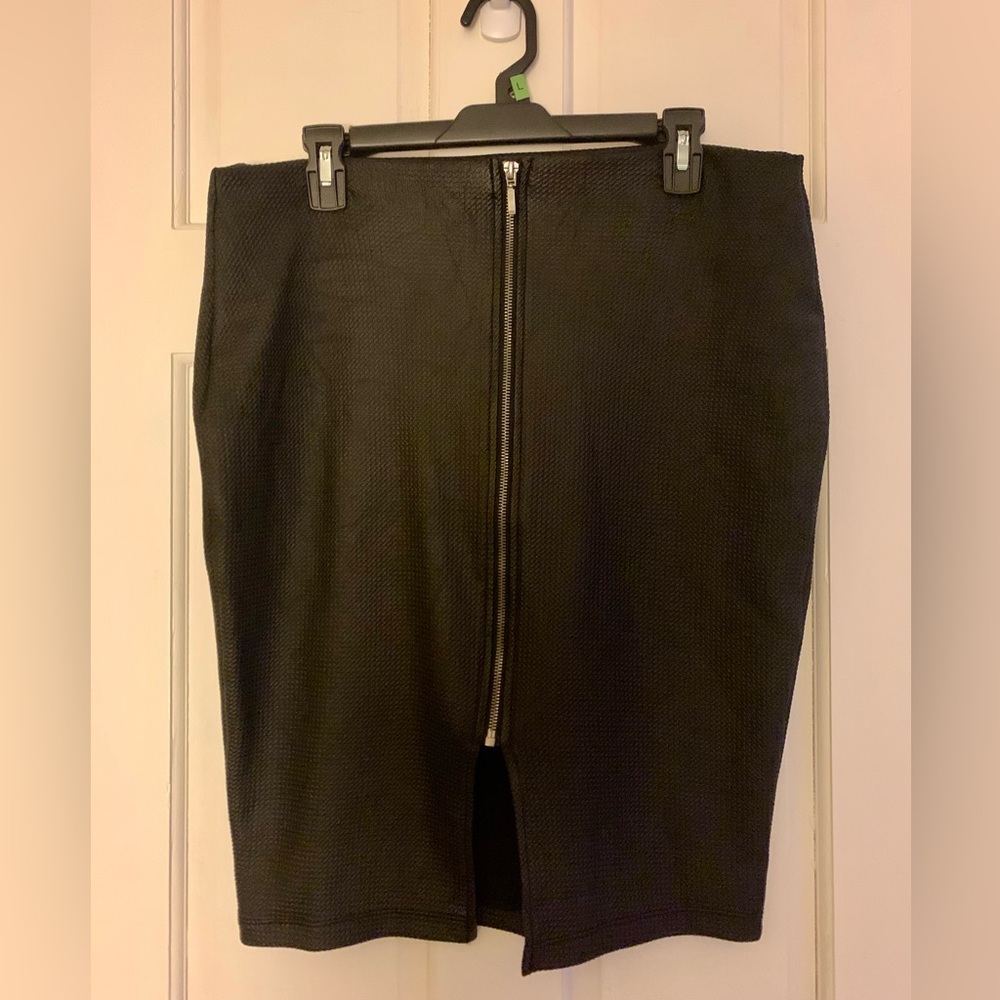 Sexy Black Zip Front Skirt from Charlotte Russe size L.